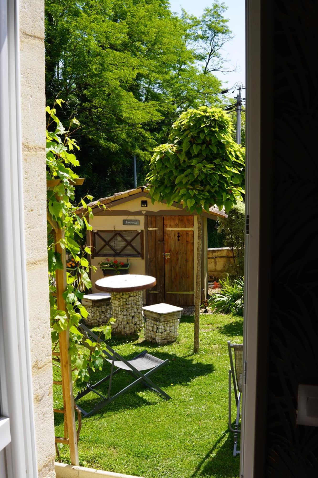 La Girondine Bed & Breakfast Galgon Dış mekan fotoğraf