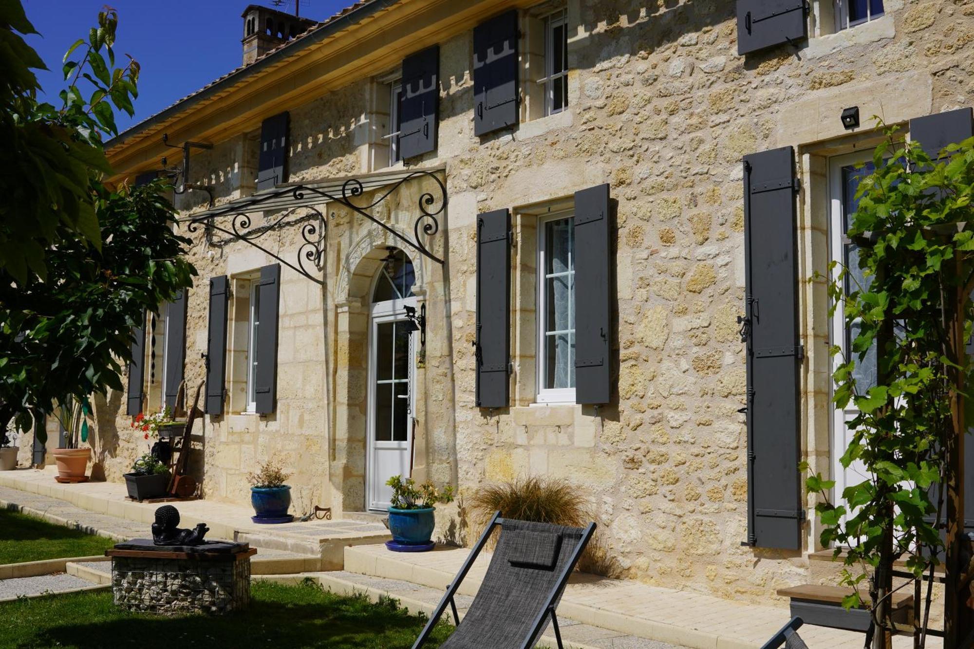 La Girondine Bed & Breakfast Galgon Dış mekan fotoğraf